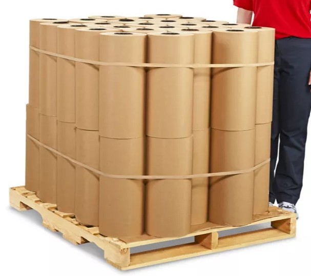 Papel Kraft rollo 45 cm de ancho x 206 metros de largo x Cal 125 g - Peso 12 Kg (Tarima con 80 rollos)